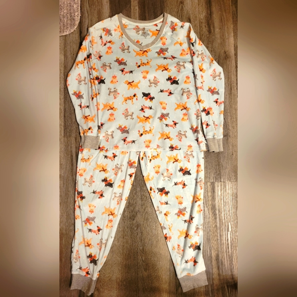 Cuddle Duds Women's Pajamas: Size M
